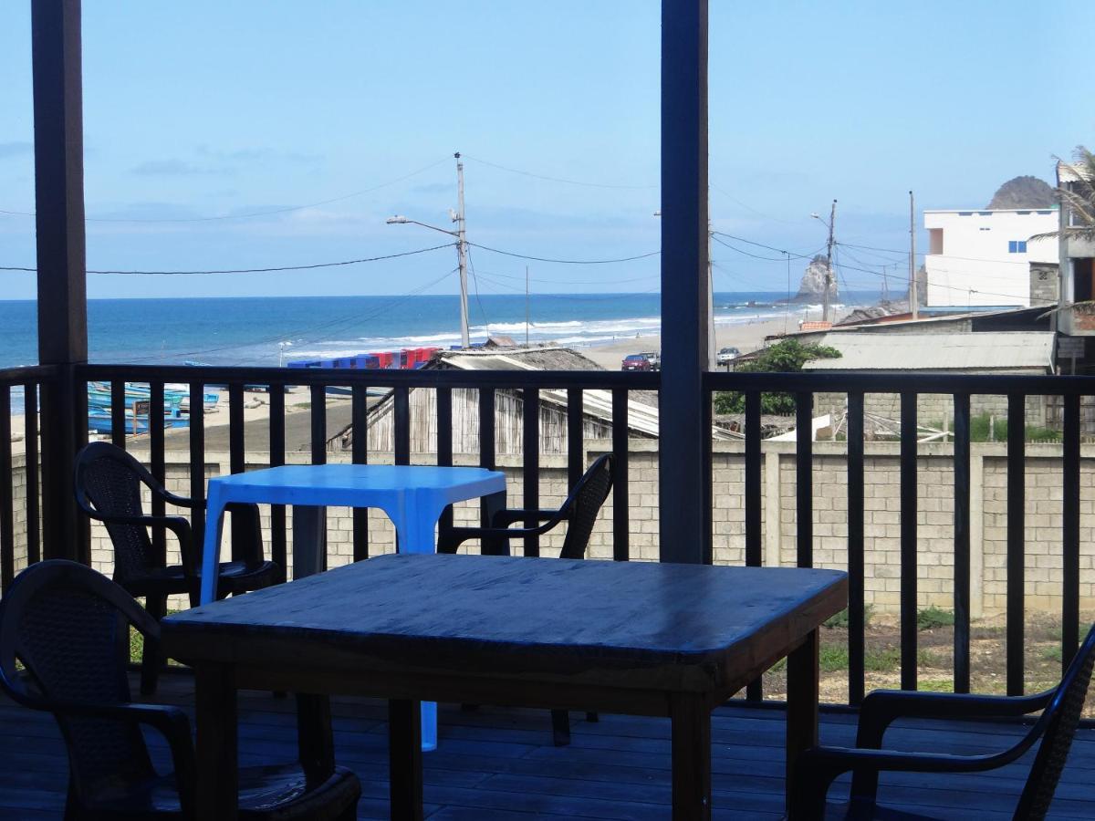 The Lookout Beach Hotel San Lorenzo Exterior photo