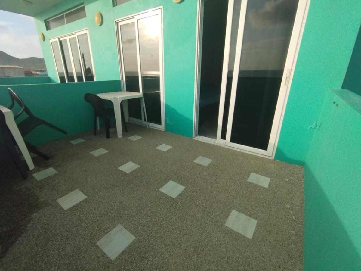 The Lookout Beach Hotel San Lorenzo Exterior photo